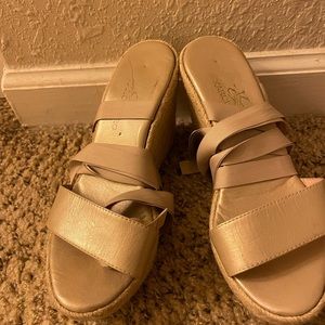 Karol Toro beige/gold wraparound wedge espadrille in a size 36